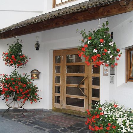 Ferienwohnungen Am Laerchenweg Sexten Exterior photo